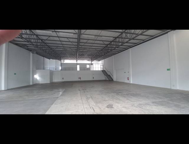664M² MINI FACTORY TO LET IN LASER PARK